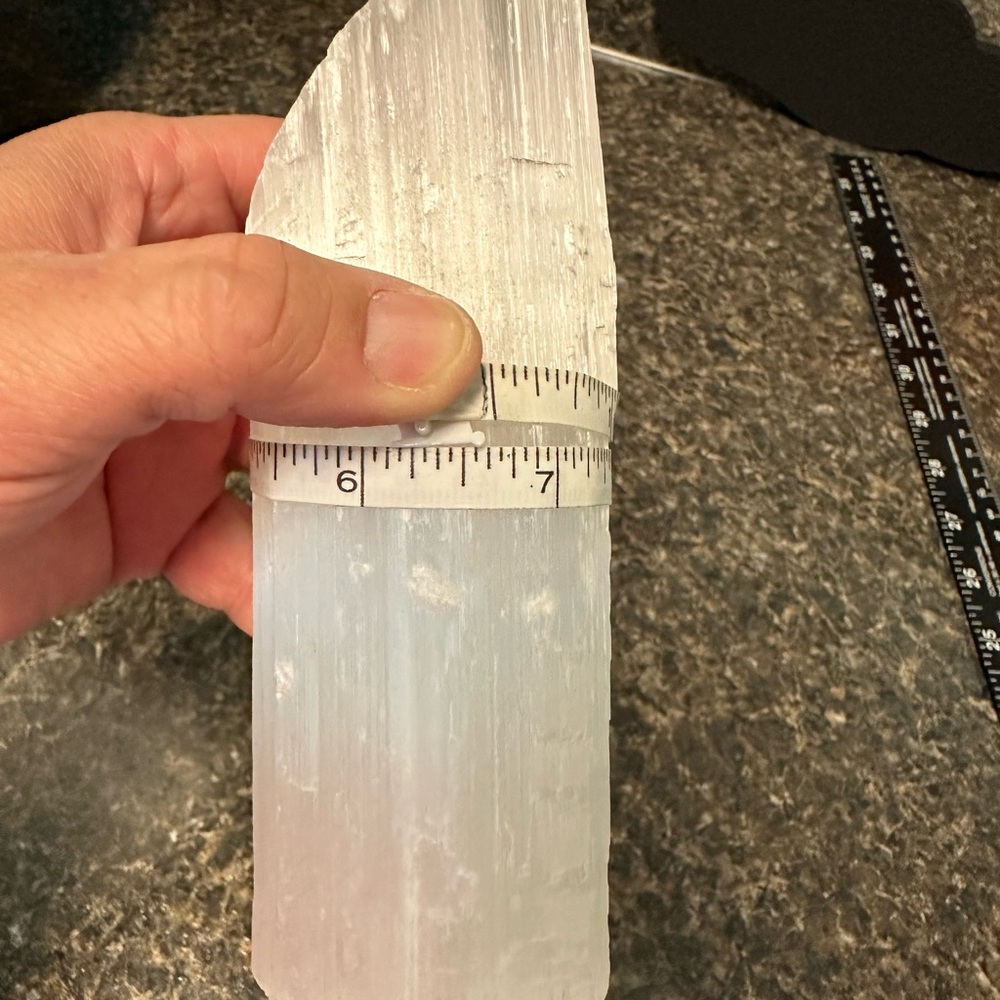 Selenite stand - Picture 7 of 8